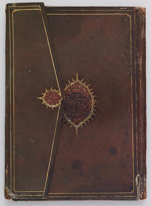 Chestnut-coloured leather binding closed with flap. Covers decorated with a recessed oval medallion. On the flap a small recessed circular medallion. All medallions are decorated with a stamped design of flowers on curving branches